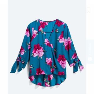 WEST KEI Allan Surplice tie sleeve